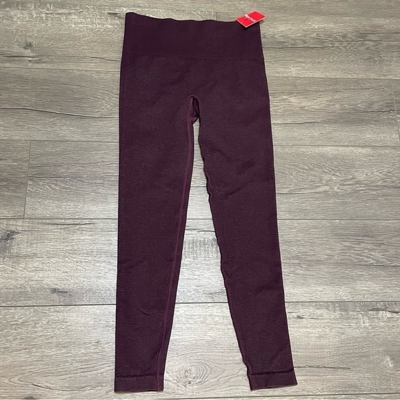 Spanx Seamless Track Stripe Leggings in Jammy Plum SZ Small NWT. - Picture 2 of 9